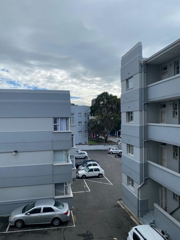 2 Bedroom Property for Sale in Zonnebloem Western Cape